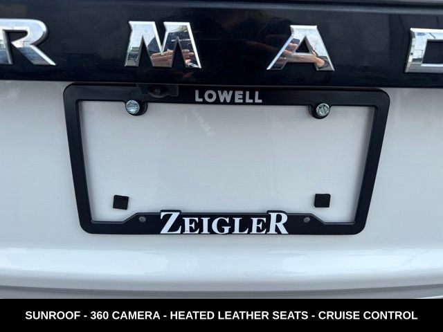 2022 Nissan Armada Platinum REAR DVD