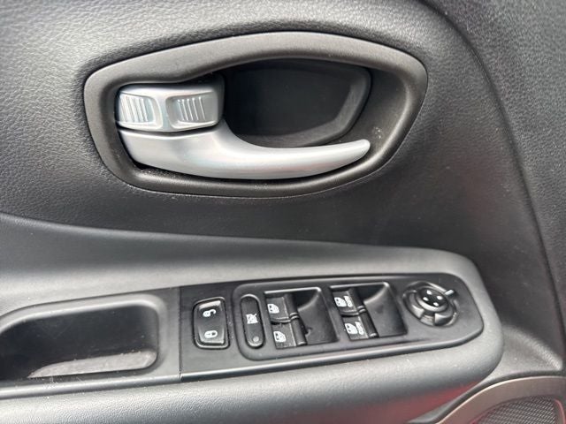 2023 Jeep Renegade Latitude 4WD