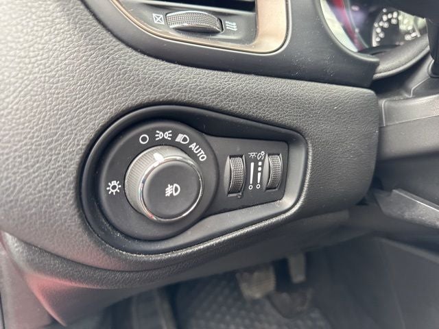 2023 Jeep Renegade Latitude 4WD