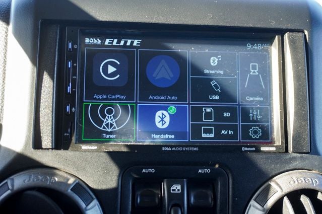 2013 Jeep Wrangler Unlimited Sport Uconnect Voice Command w/Bluetooth