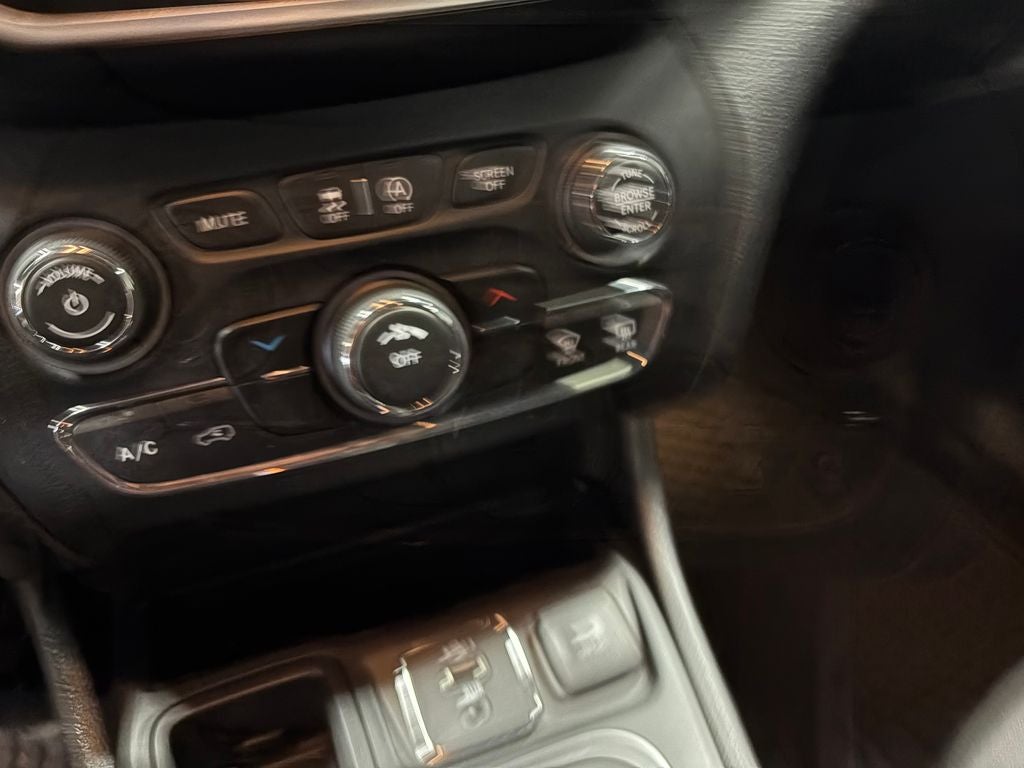 2019 Jeep Cherokee Latitude ParkView Rear Back-Up Camera