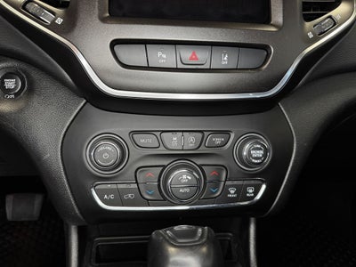 2022 Jeep Cherokee Trailhawk Sunroof