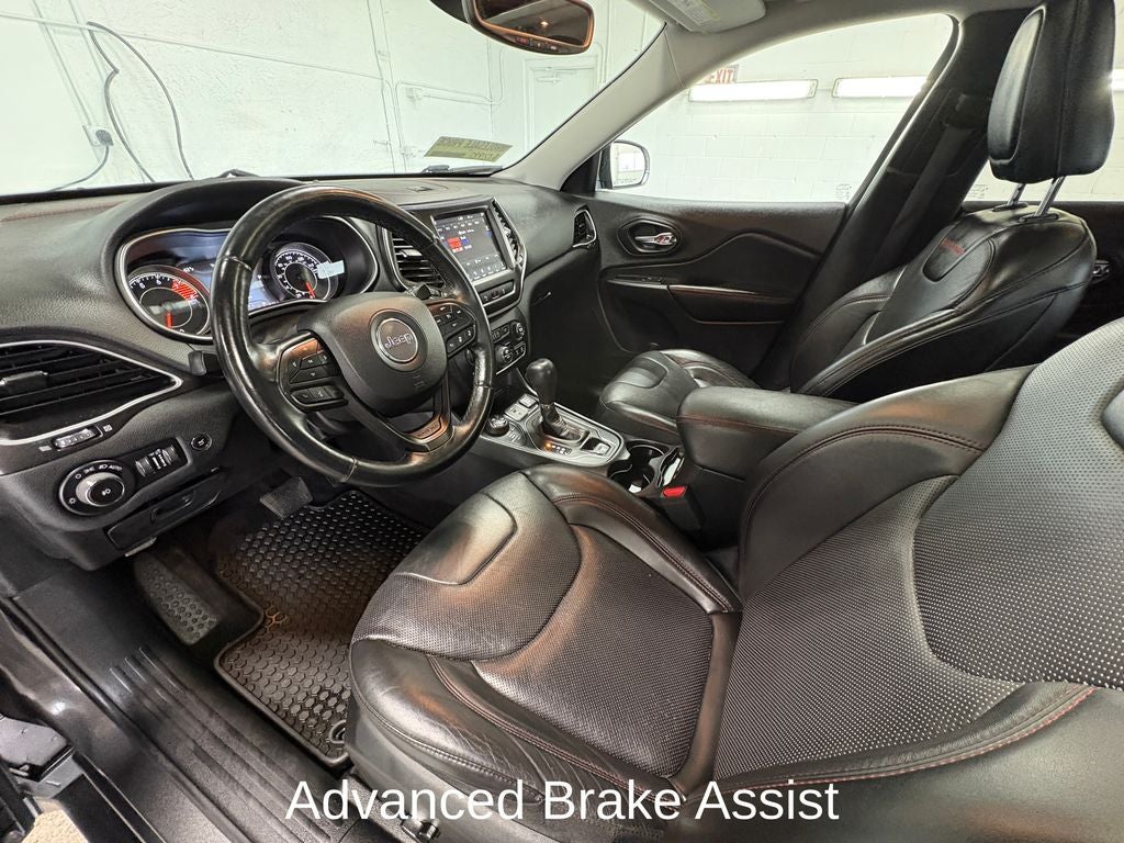 2019 Jeep Cherokee Trailhawk Technology Group