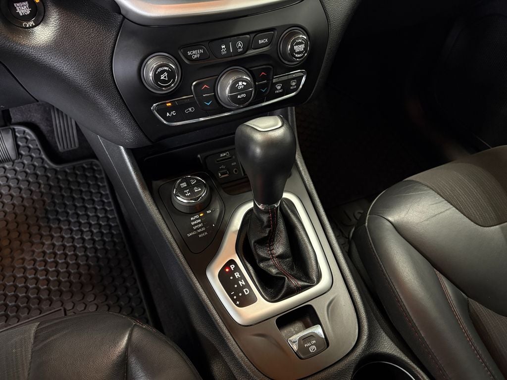 2018 Jeep Cherokee Trailhawk Sunroof