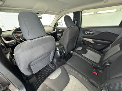 2018 Jeep Cherokee Latitude