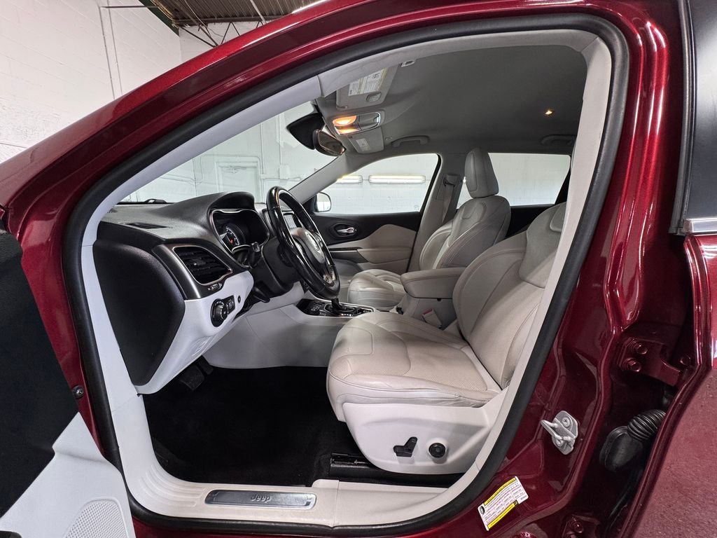 2019 Jeep Cherokee Limited Trailer Tow Group