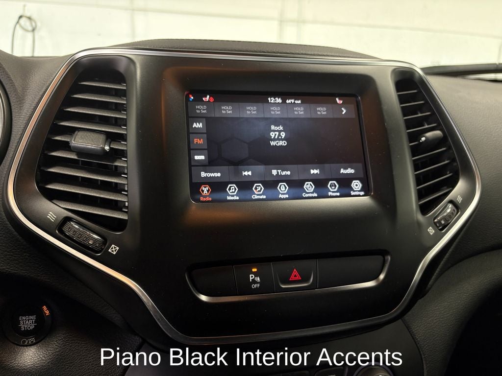 2019 Jeep Cherokee Altitude Cold Weather Group