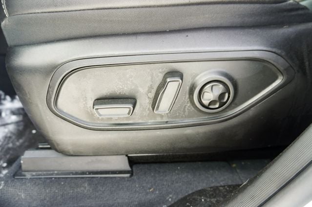 2023 Jeep Grand Cherokee Altitude X Power Sunroof & Back-Up Camera