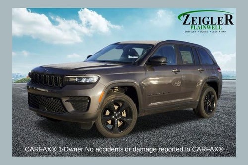 2023 Jeep Grand Cherokee Altitude ParkView Rear Back-Up Camera & Radio: Uconnect 5 w