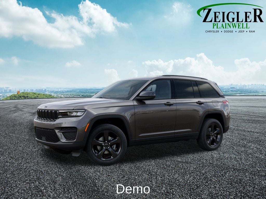 2025 Jeep Grand Cherokee Laredo 4x4