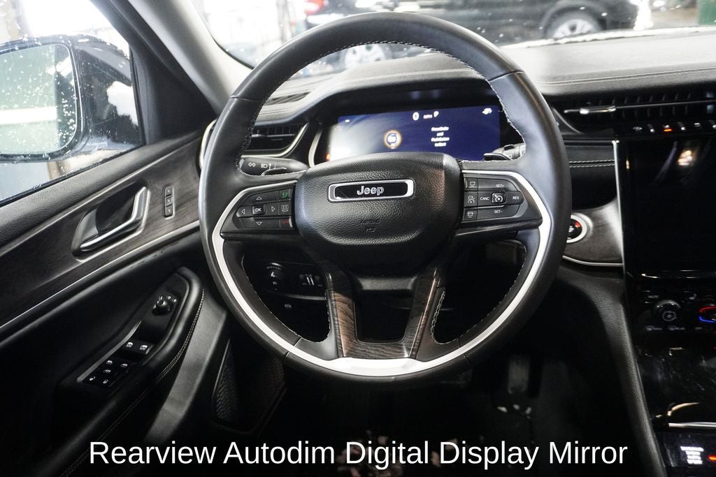 2023 Jeep Grand Cherokee Limited Navigation System & Surround View Camera System
