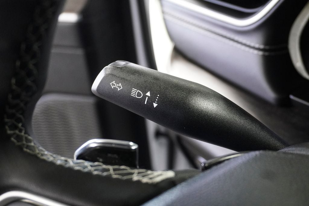 2023 Jeep Grand Cherokee Limited Navigation System & Surround View Camera System