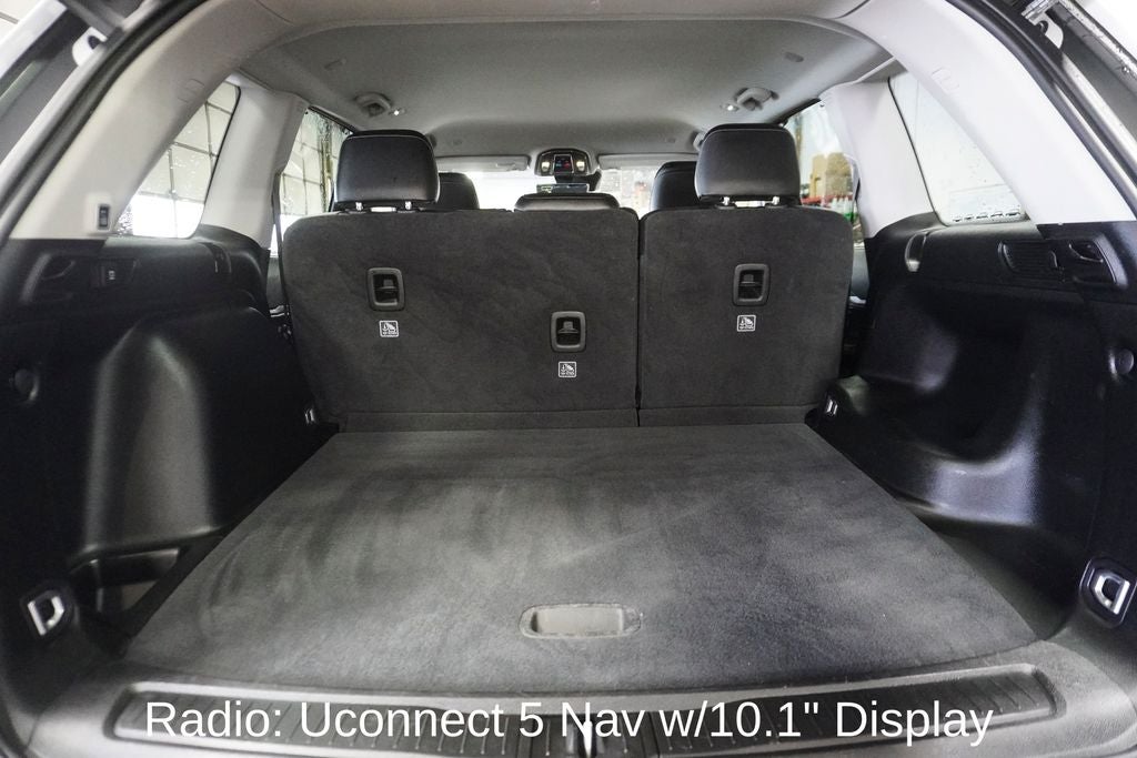 2023 Jeep Grand Cherokee Limited Navigation System & Surround View Camera System