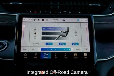 2023 Jeep Grand Cherokee Limited Blackout Package with Navigation