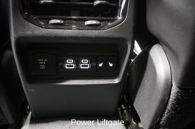 2023 Jeep Grand Cherokee Limited Navigation System & Radio: Uconnect 5 Nav w/10.1"