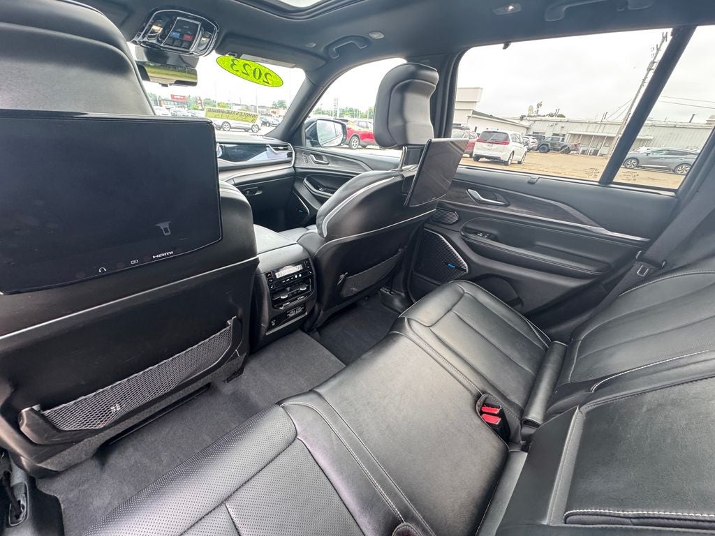 2023 Jeep Grand Cherokee Overland Power moonroof