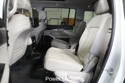 2022 Jeep Wagoneer Series III Navigation System & 3 Panel Sunroof