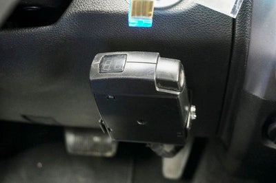 2022 RAM 1500 Classic SLT Apple CarPlay & ParkView Rear Back-Up Camera