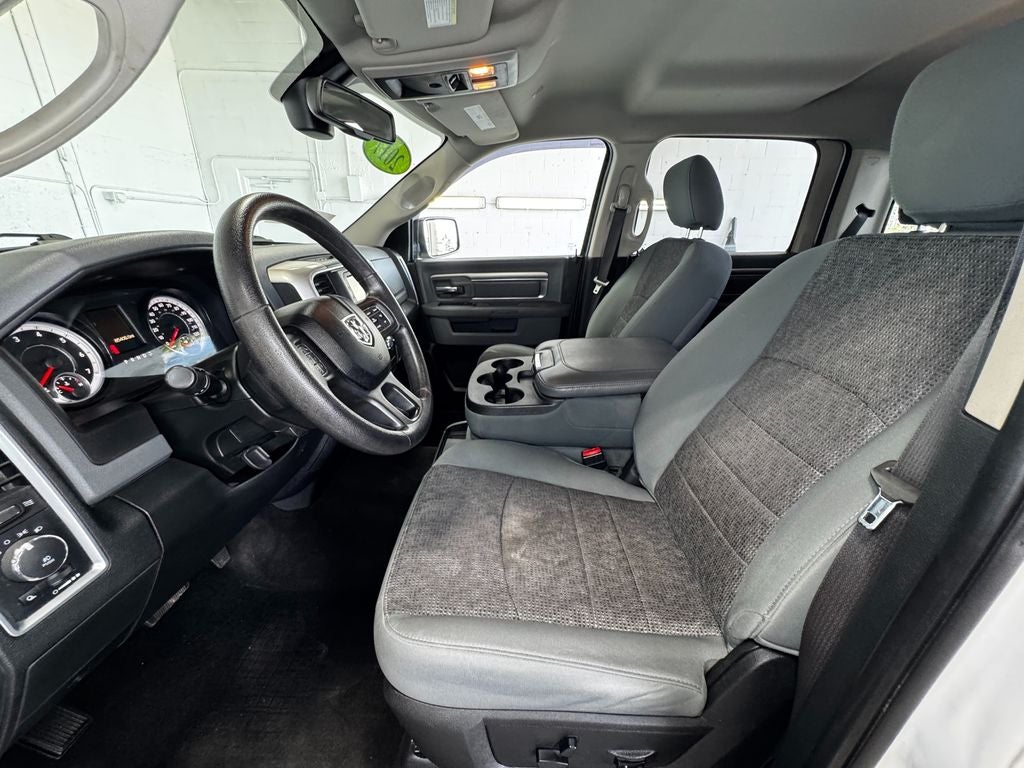 2017 RAM 1500 SLT