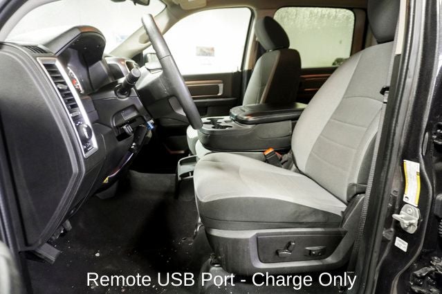 2023 RAM 1500 Classic SLT ParkView Rear Back-Up Camera & Apple CarPlay