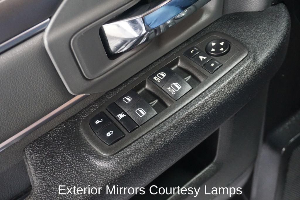 2022 RAM 1500 Classic SLT