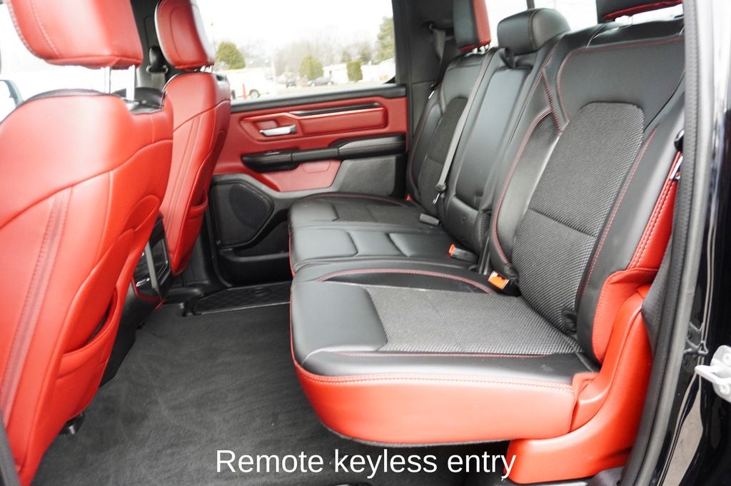 2023 RAM 1500 Rebel 12" Touchscreen Display & Apple CarPlay/Android Au