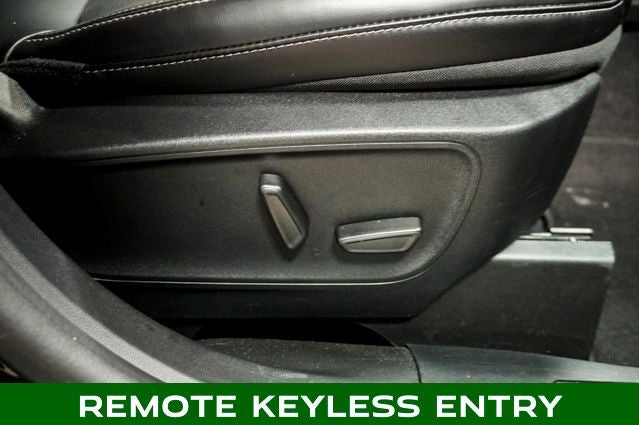 2025 Ford Escape Platinum 360-Degree Camera w/Split View & Navigation