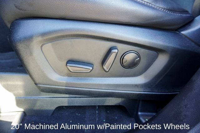 2022 Ford Explorer ST-Line Twin Panel Moonroof & SYNC 3/Apple CarPlay/Android