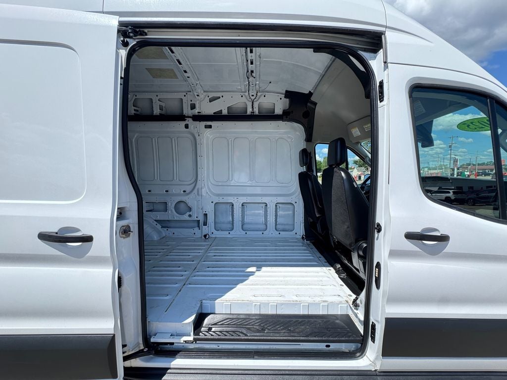2025 Ford Transit-250 Base