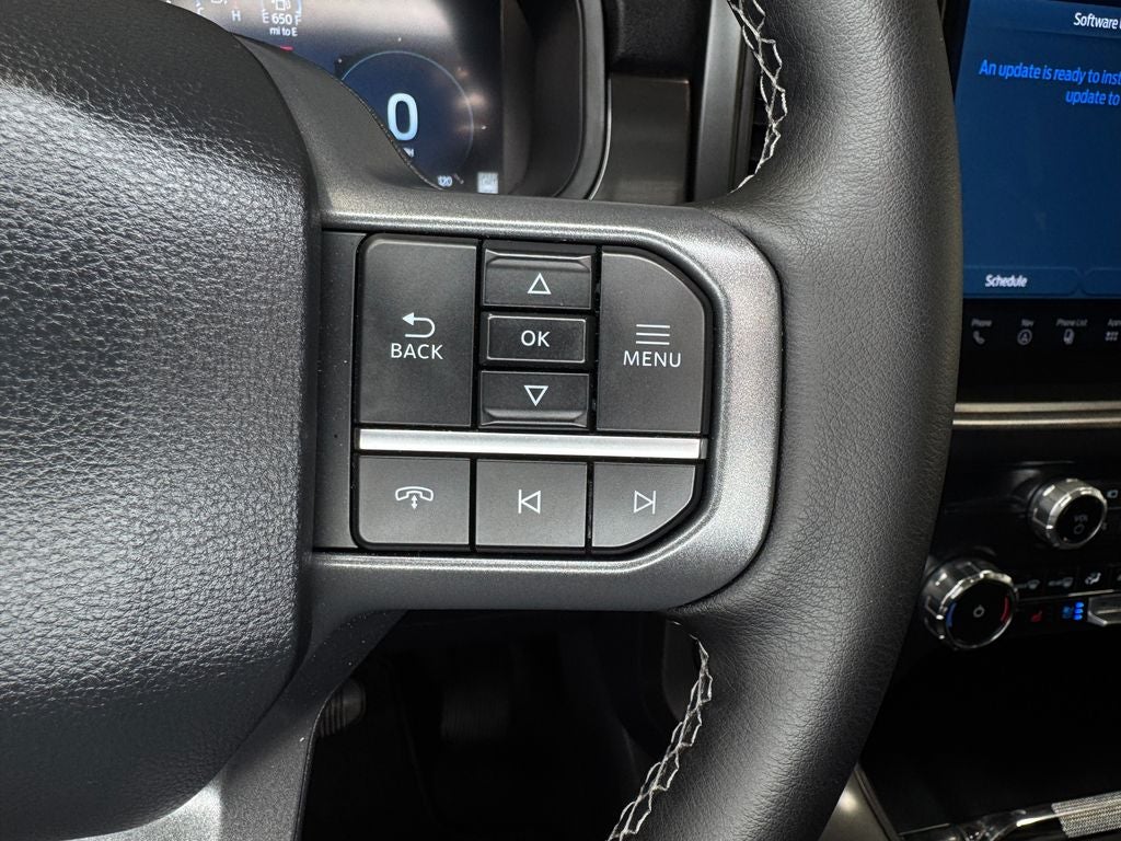 2025 Ford F-150 Lariat Navigation system