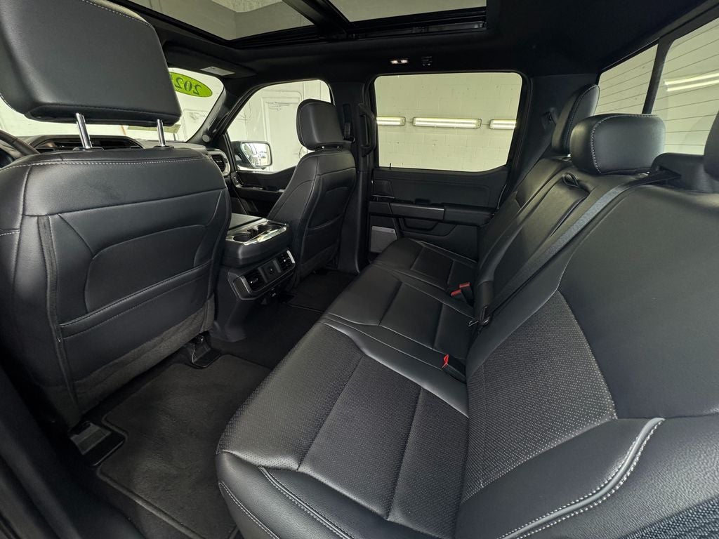 2025 Ford F-150 Lariat Navigation system