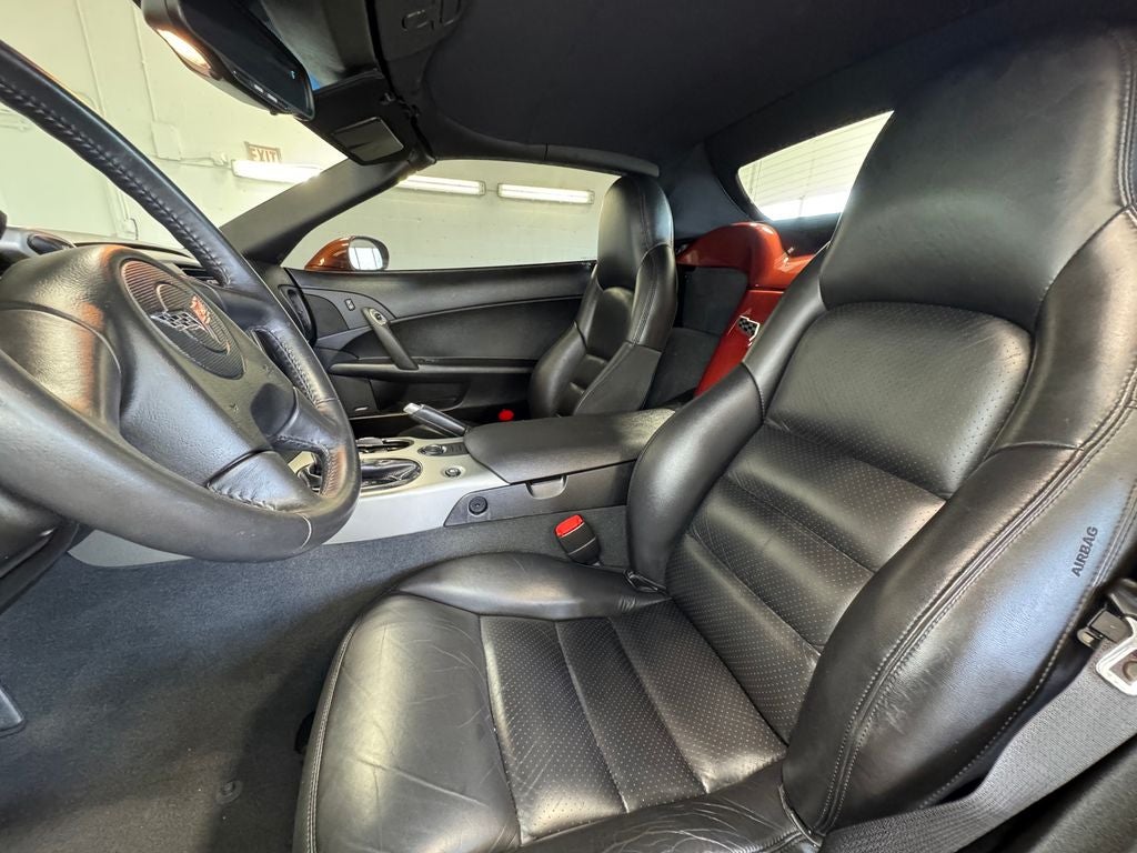 2005 Chevrolet Corvette Base ETR AM/FM Stereo w/CD/MP3/Navigation