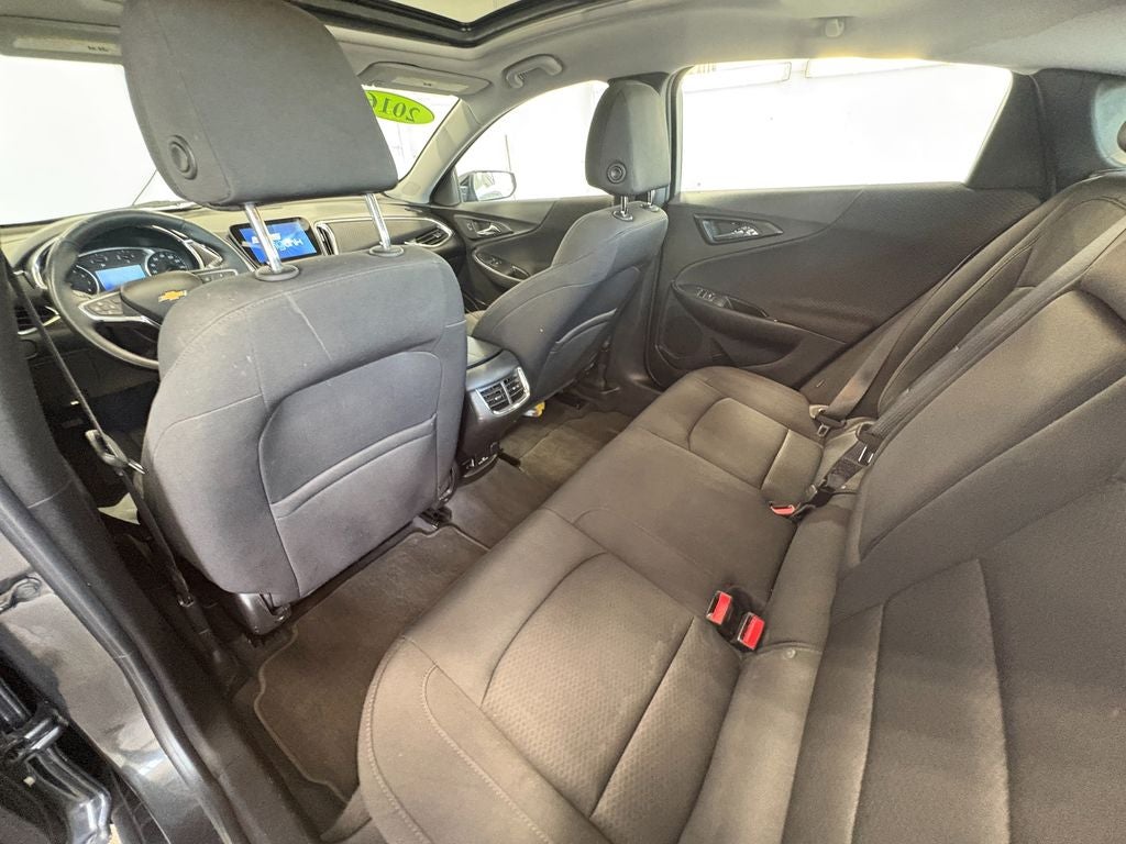 2016 Chevrolet Malibu LT Sunroof