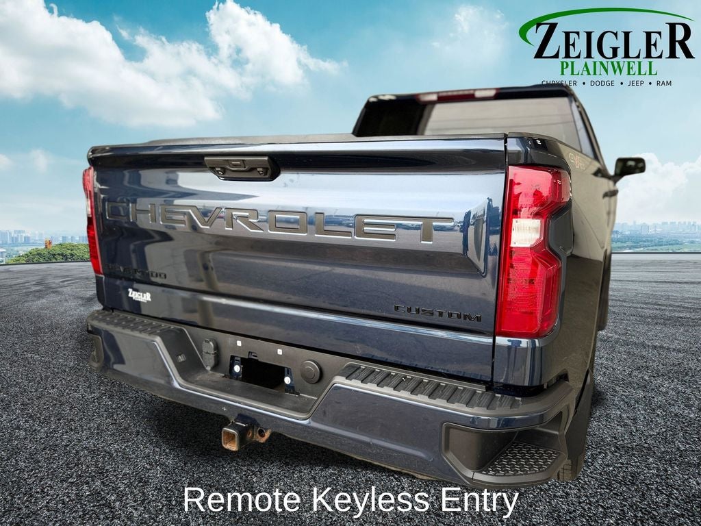 2023 Chevrolet Silverado 1500 Custom