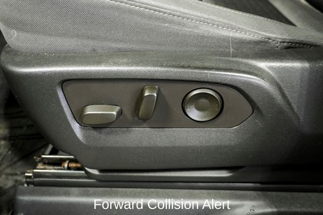 2022 Chevrolet Silverado 1500 Custom Backup Cam & Blue Tooth