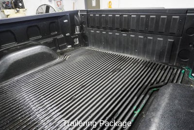 2023 GMC Sierra 1500 SLE Navigation System & Remote Vehicle Starter System