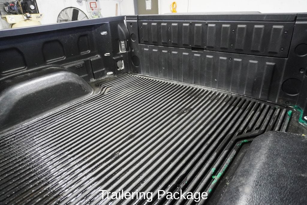 2023 GMC Sierra 1500 SLE Navigation System & Remote Vehicle Starter System