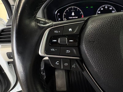 2018 Honda Accord Touring Power moonroof