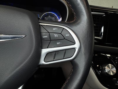 2017 Chrysler Pacifica Touring L 3rd row seat