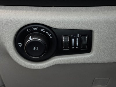 2017 Chrysler Pacifica Touring L 3rd row seat