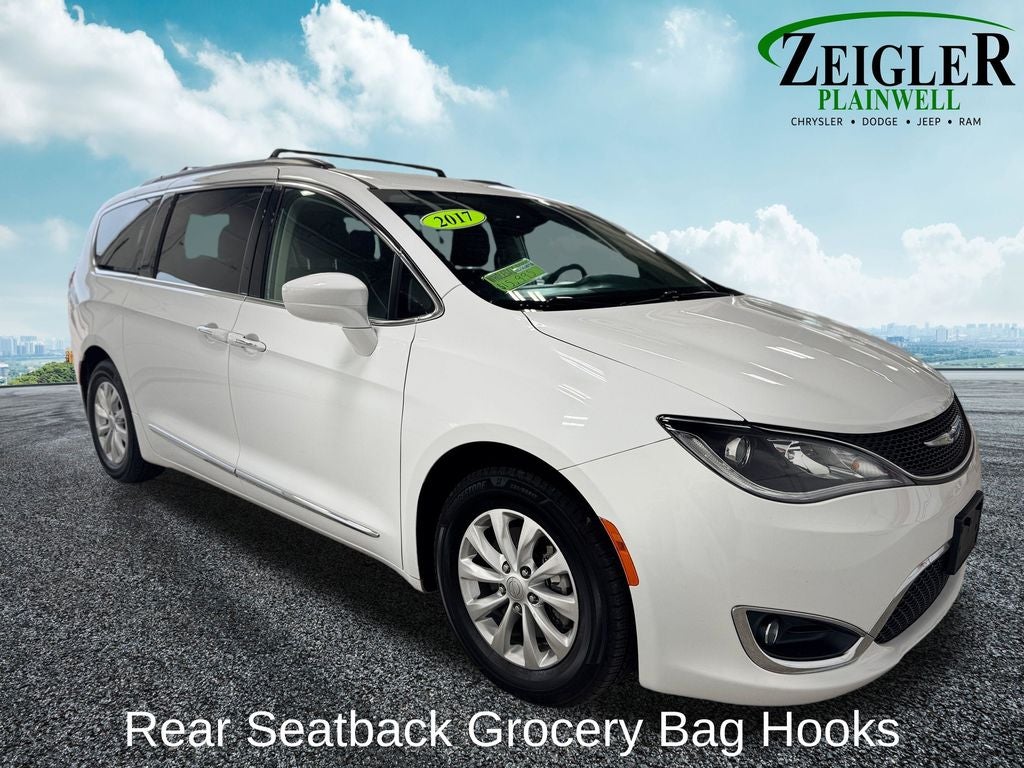 2017 Chrysler Pacifica Touring L 3rd row seat