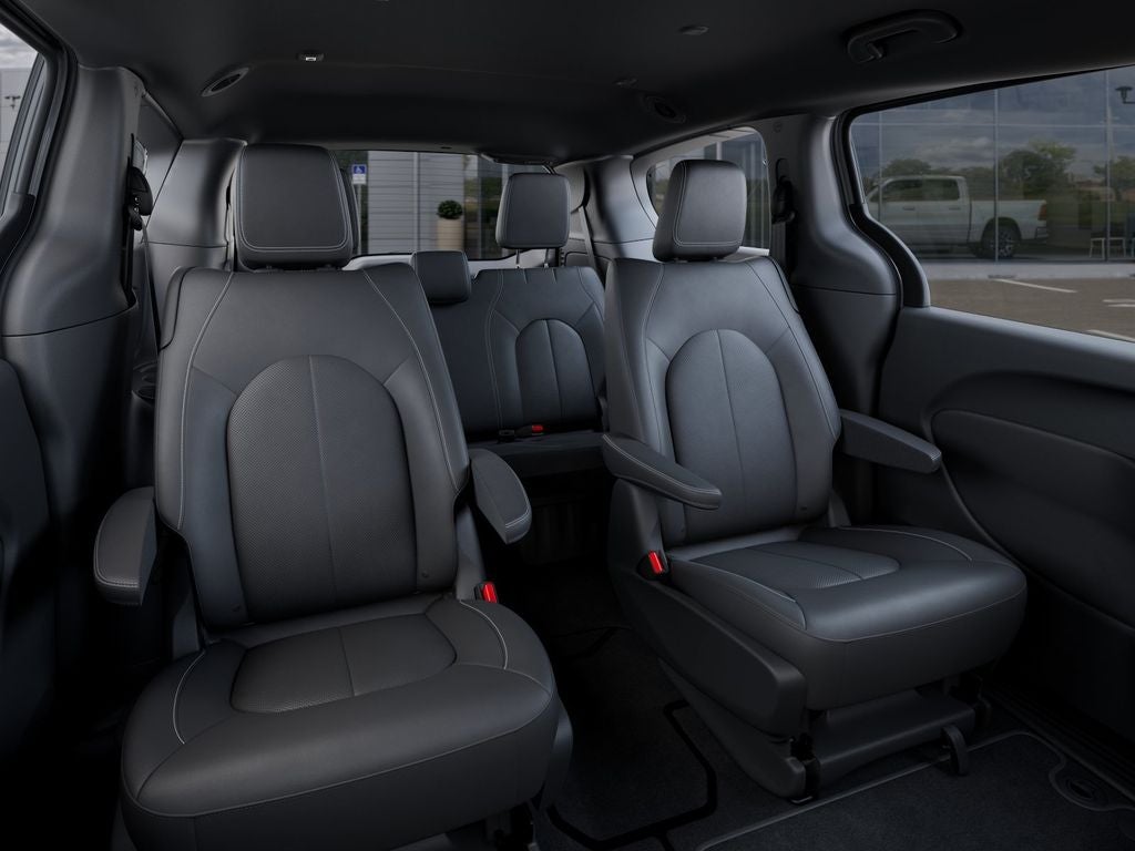 2027 Chrysler Pacifica LX