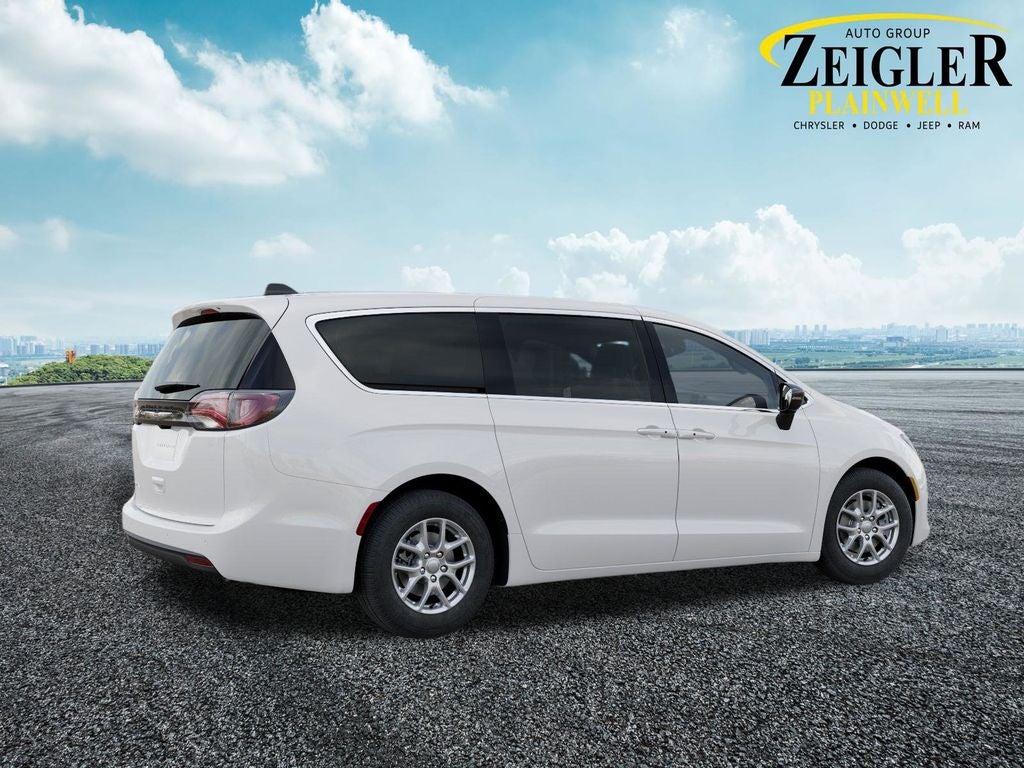 2027 Chrysler Pacifica LX