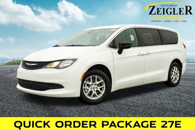 2026 Chrysler Voyager LX