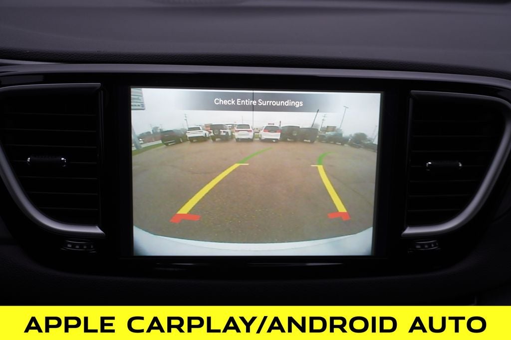 2026 Chrysler Voyager LX