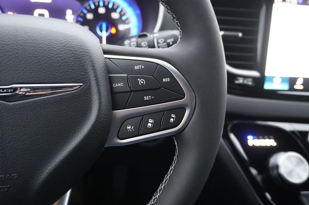 2026 Chrysler Voyager LX