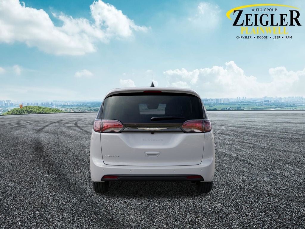 2026 Chrysler Voyager LX