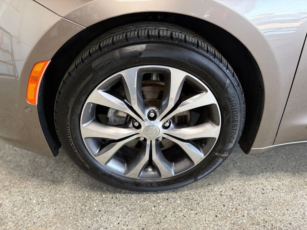 2018 Chrysler Pacifica Limited Advanced SafetyTec Group