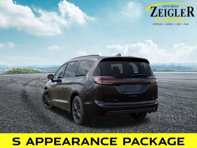 2026 Chrysler Pacifica Select