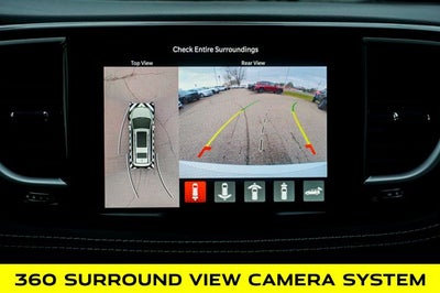 2026 Chrysler Pacifica Select AWD